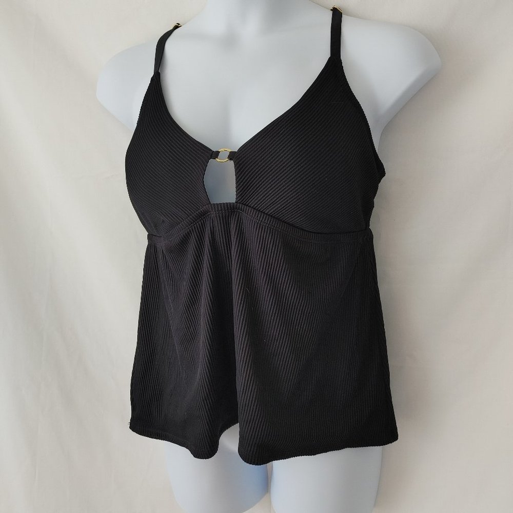 BLACK TEXTURED WOMENS SWIM TOP